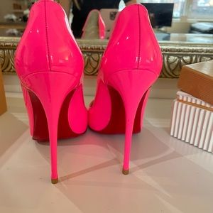 Gorgeous rare “shocking pink” colored and So Kate Christian Louboutin size 38.5